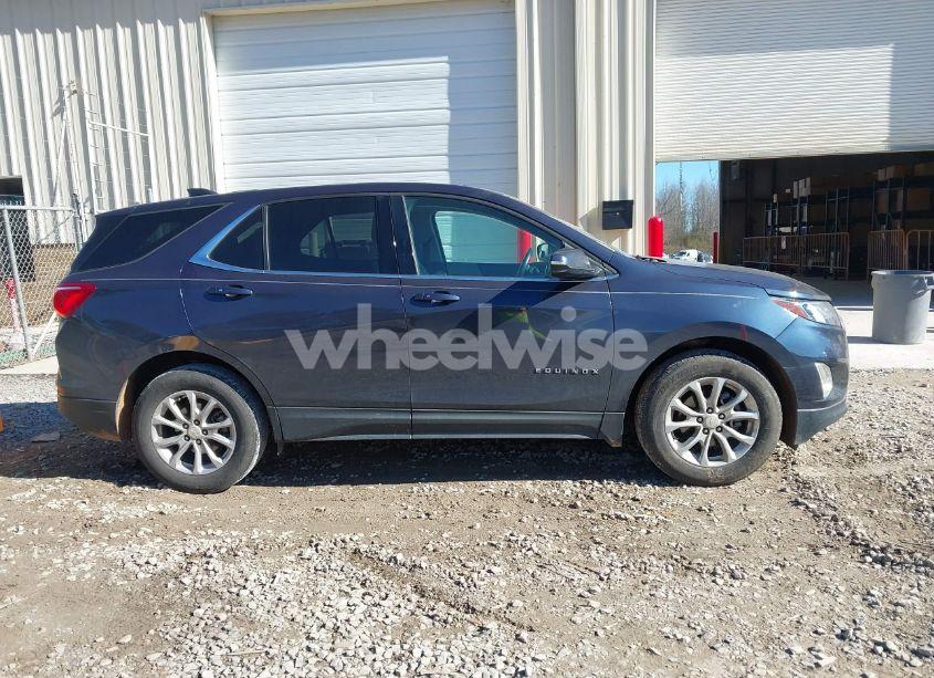 Photo 13 of 2018 Chevrolet Equinox LT (VIN 3GNAXJEV8JS542622)