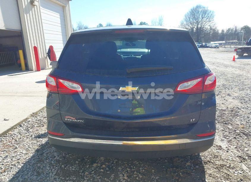 Photo 16 of 2018 Chevrolet Equinox LT (VIN 3GNAXJEV8JS542622)