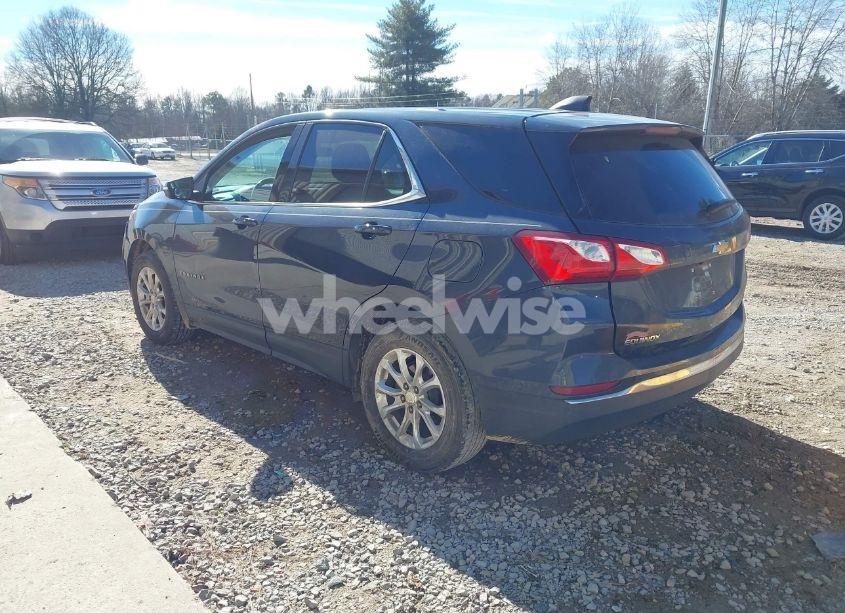 Photo 3 of 2018 Chevrolet Equinox LT (VIN 3GNAXJEV8JS542622)