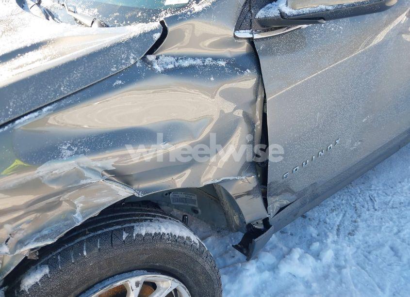 Photo 17 of 2018 Chevrolet Equinox LT (VIN 3GNAXJEV8JS551756)