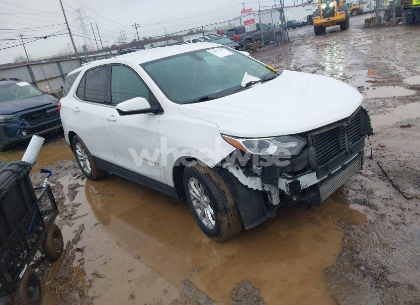 2018 Chevrolet Equinox LT (VIN 3GNAXJEV8JS557783) main photo
