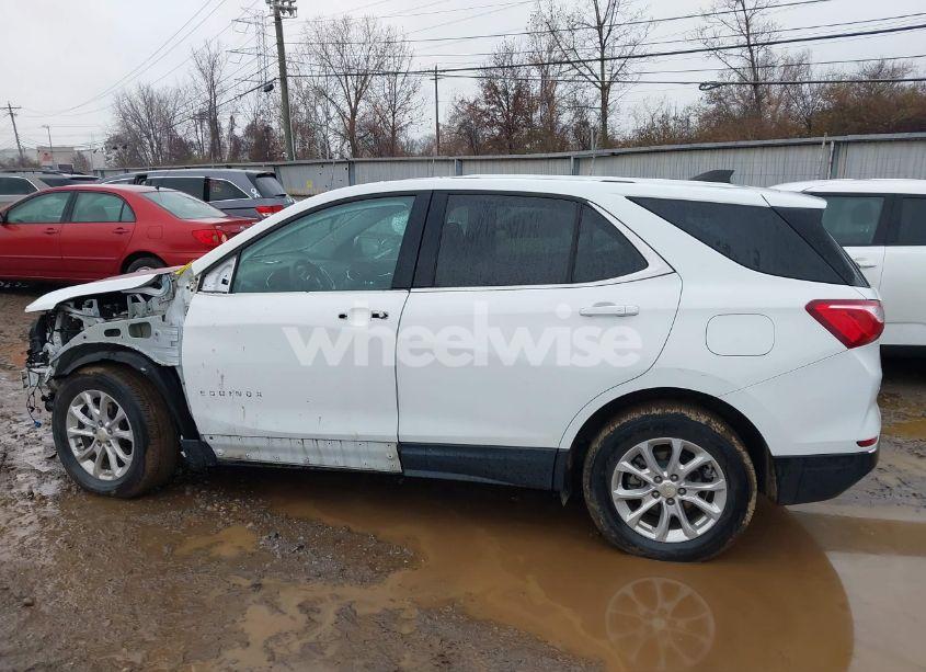 Photo 14 of 2018 Chevrolet Equinox LT (VIN 3GNAXJEV8JS557783)