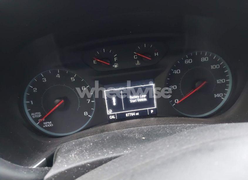 Photo 7 of 2018 Chevrolet Equinox LT (VIN 3GNAXJEV8JS557783)