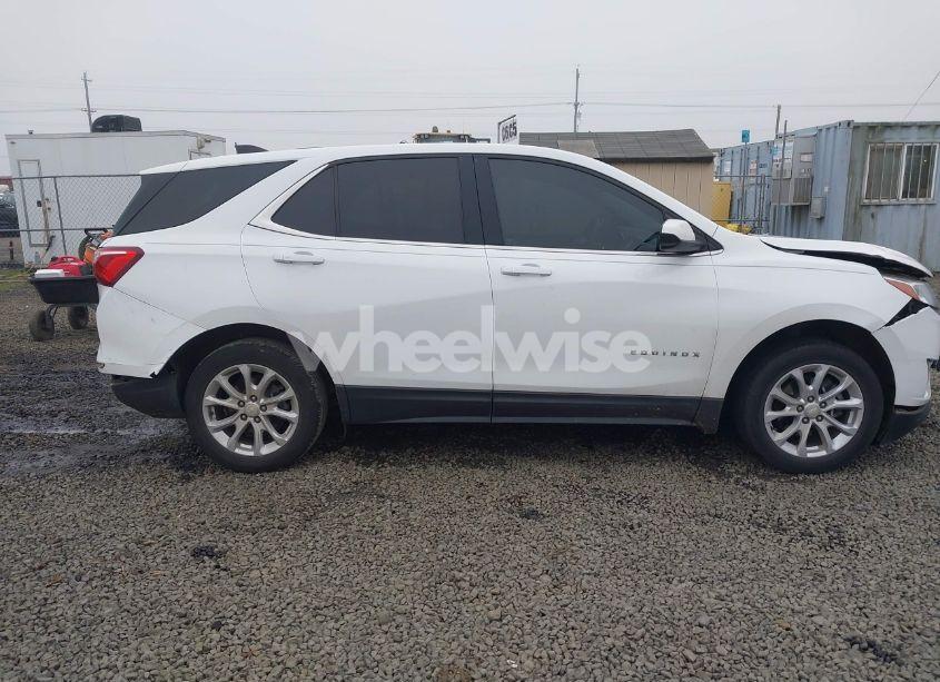 Photo 13 of 2018 Chevrolet Equinox LT (VIN 3GNAXJEV8JS575314)