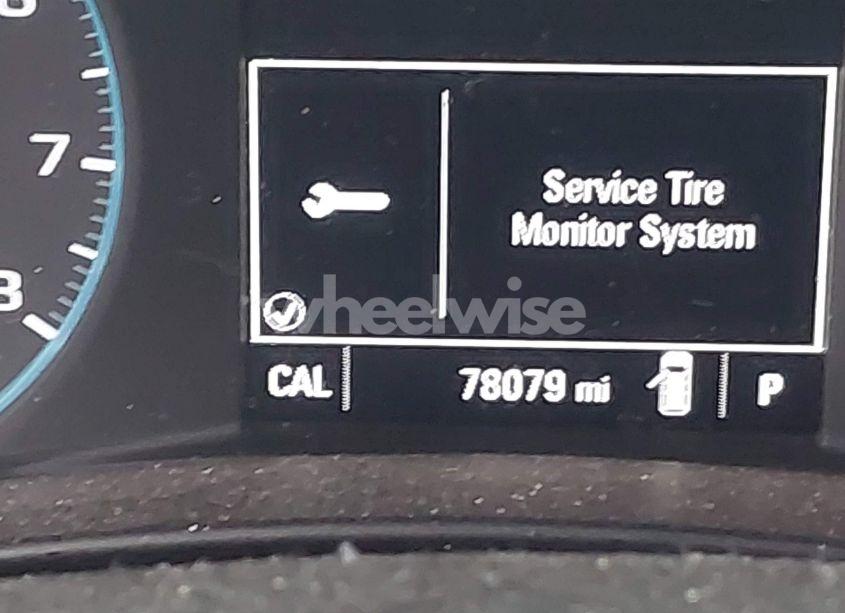 Photo 15 of 2018 Chevrolet Equinox LT (VIN 3GNAXJEV8JS575314)