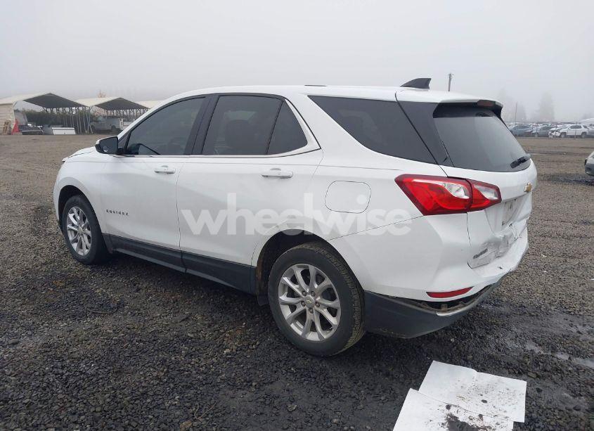 Photo 3 of 2018 Chevrolet Equinox LT (VIN 3GNAXJEV8JS575314)