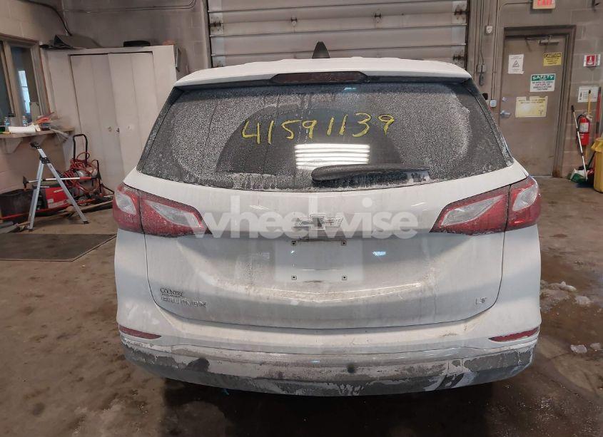 Photo 16 of 2018 Chevrolet Equinox LT (VIN 3GNAXJEV8JS582327)