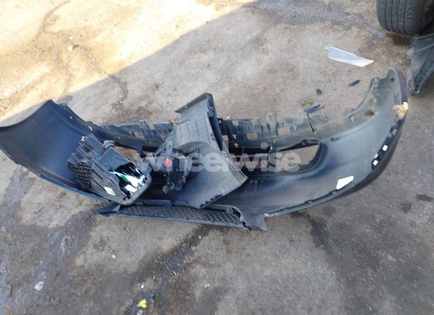 Photo 11 of 2018 Chevrolet Equinox LT (VIN 3GNAXJEV8JS635933)