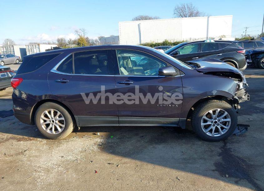 Photo 13 of 2018 Chevrolet Equinox LT (VIN 3GNAXJEV8JS635933)