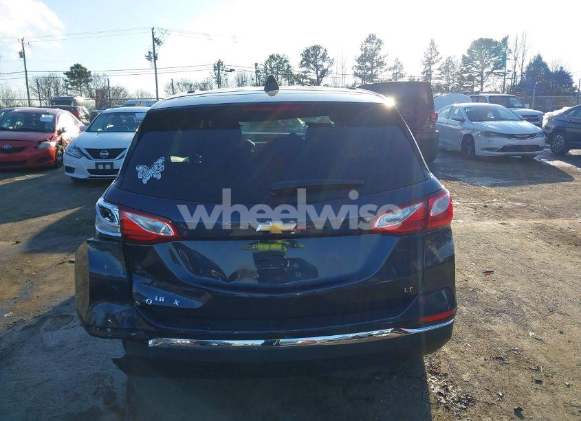 Photo 16 of 2018 Chevrolet Equinox LT (VIN 3GNAXJEV8JS635933)