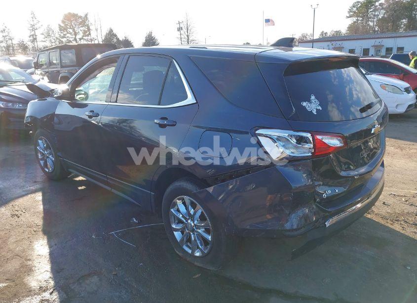 Photo 3 of 2018 Chevrolet Equinox LT (VIN 3GNAXJEV8JS635933)