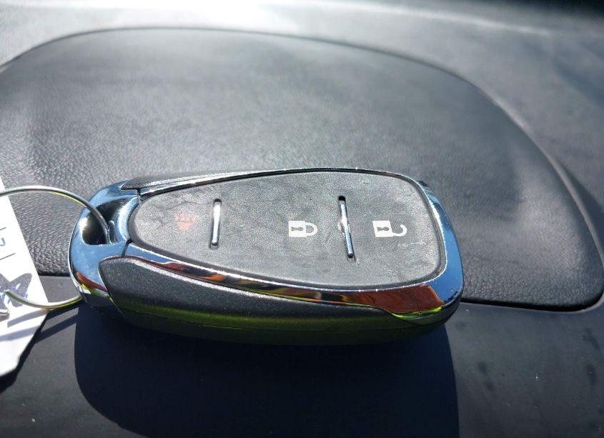 Photo 11 of 2019 Chevrolet Equinox LT (VIN 3GNAXJEV8KL304037)