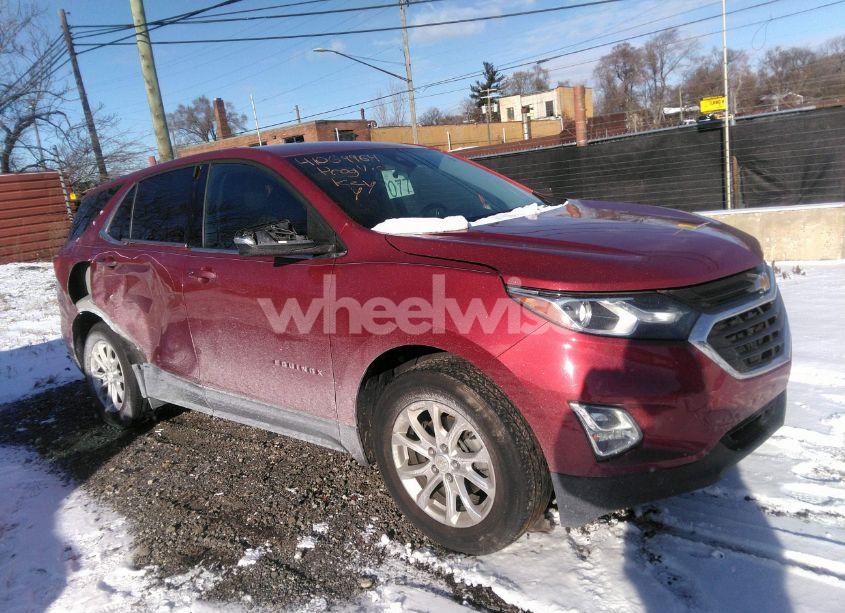 2019 Chevrolet Equinox LT (VIN 3GNAXJEV8KS647243) main photo