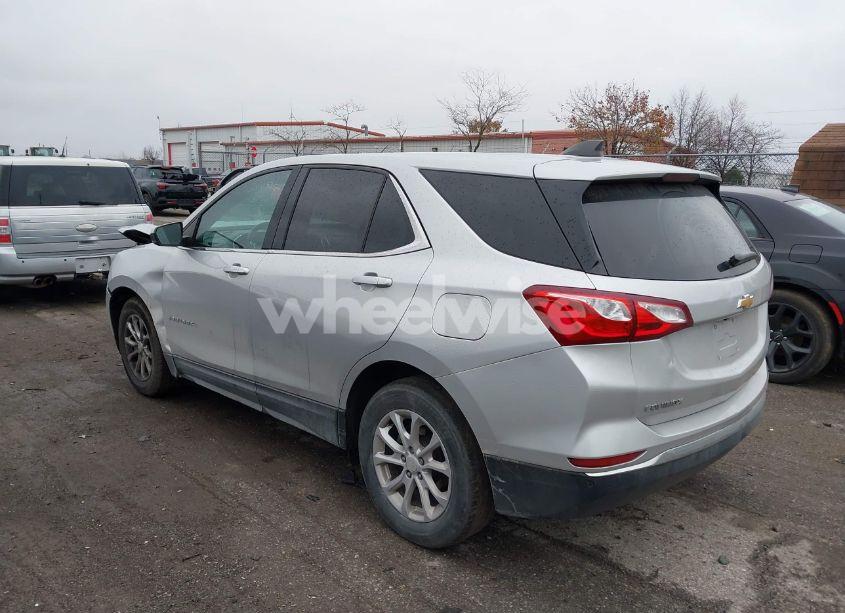 Photo 3 of 2020 Chevrolet Equinox FWD 2FL (VIN 3GNAXJEV8LS529310)