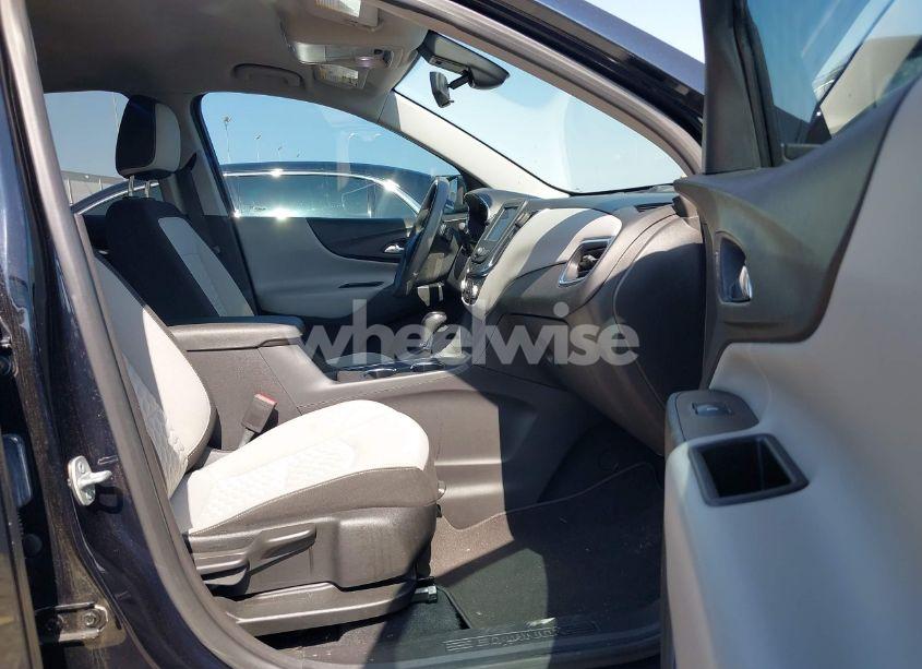 Photo 5 of 2021 Chevrolet Equinox FWD 2FL (VIN 3GNAXJEV8MS119110)