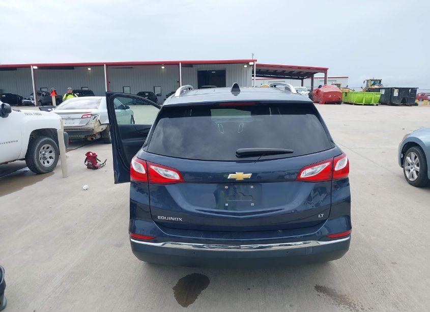 Photo 17 of 2018 Chevrolet Equinox LT (VIN 3GNAXJEV9JL105447)