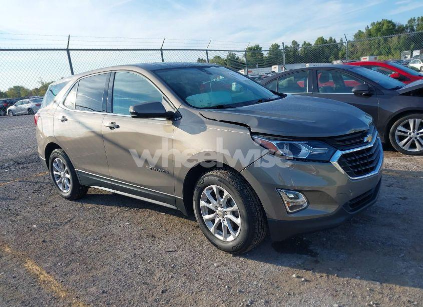 2018 Chevrolet Equinox LT (VIN 3GNAXJEV9JL115685) main photo