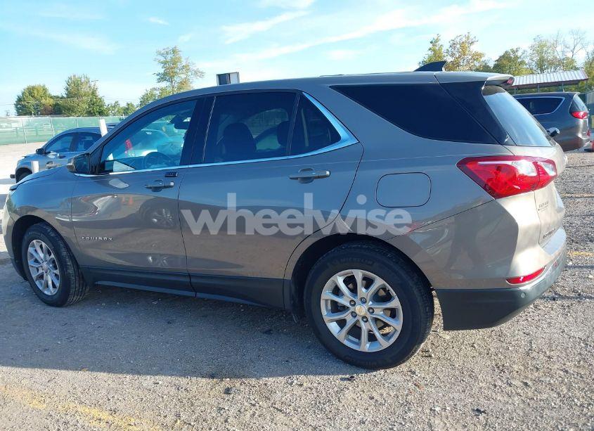 Photo 14 of 2018 Chevrolet Equinox LT (VIN 3GNAXJEV9JL115685)