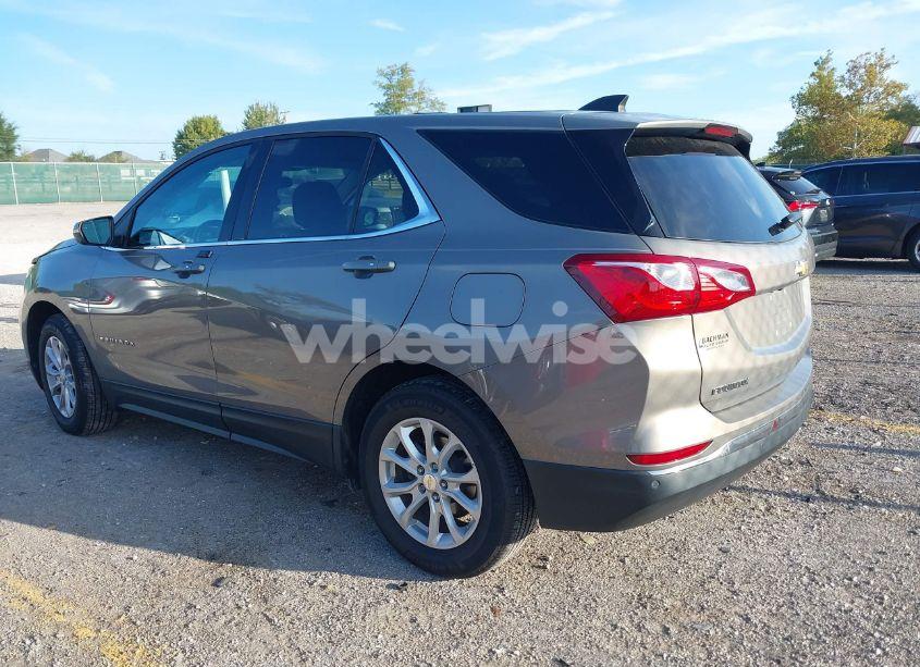 Photo 3 of 2018 Chevrolet Equinox LT (VIN 3GNAXJEV9JL115685)