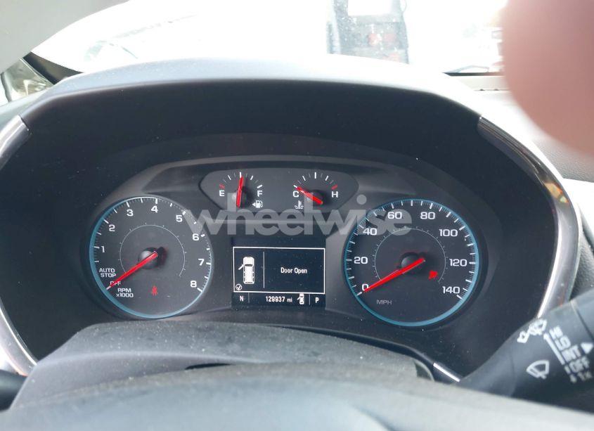 Photo 7 of 2018 Chevrolet Equinox LT (VIN 3GNAXJEV9JL130817)