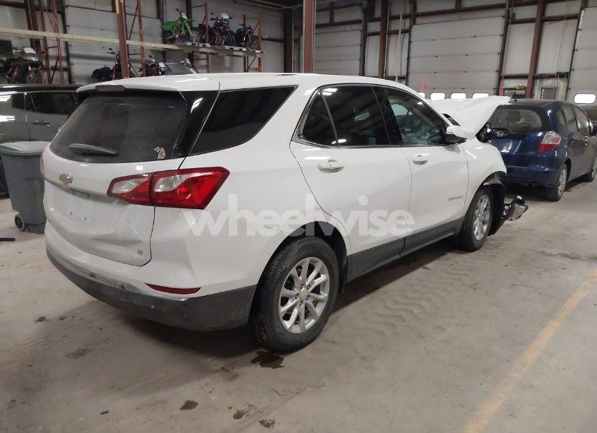 Photo 4 of 2018 Chevrolet Equinox LT (VIN 3GNAXJEV9JL410690)