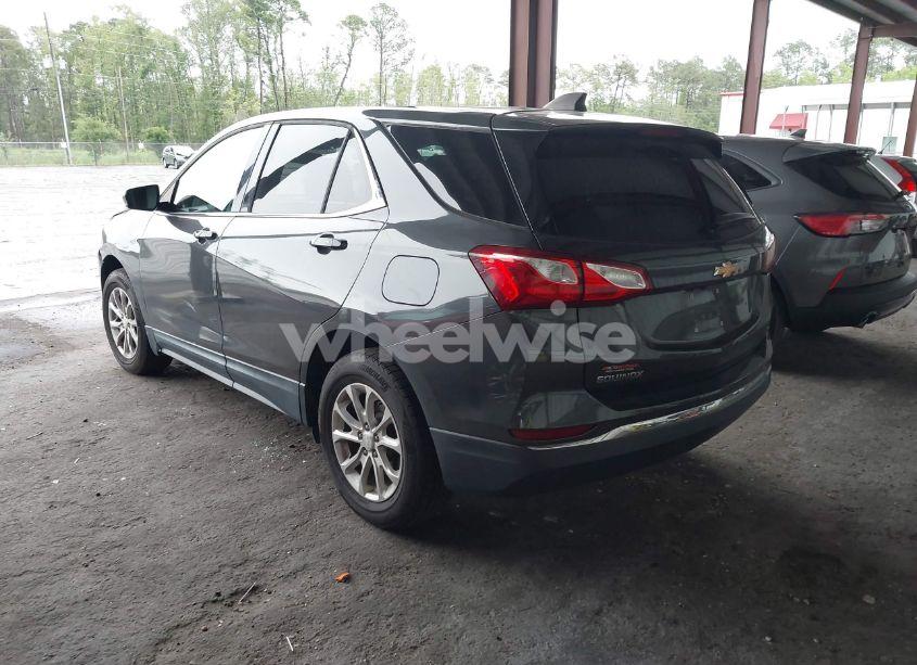 Photo 3 of 2018 Chevrolet Equinox LT (VIN 3GNAXJEV9JS575936)