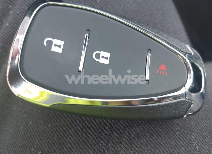 Photo 11 of 2018 Chevrolet Equinox LT (VIN 3GNAXJEV9JS591330)