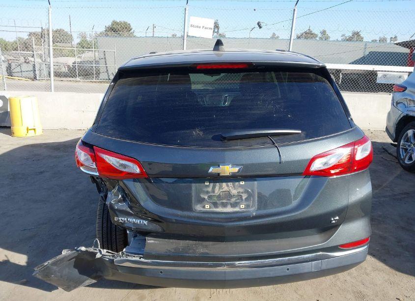 Photo 16 of 2018 Chevrolet Equinox LT (VIN 3GNAXJEV9JS610006)