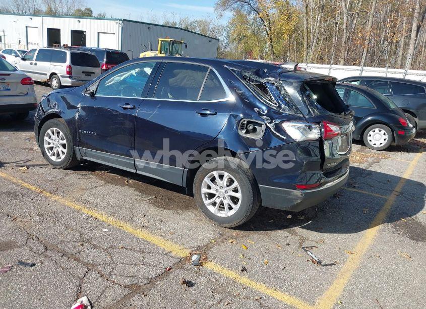 Photo 3 of 2020 Chevrolet Equinox FWD 2FL (VIN 3GNAXJEV9LS528165)