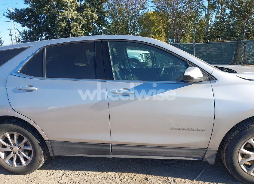 Photo 13 of 2020 Chevrolet Equinox FWD 2FL (VIN 3GNAXJEV9LS550764)