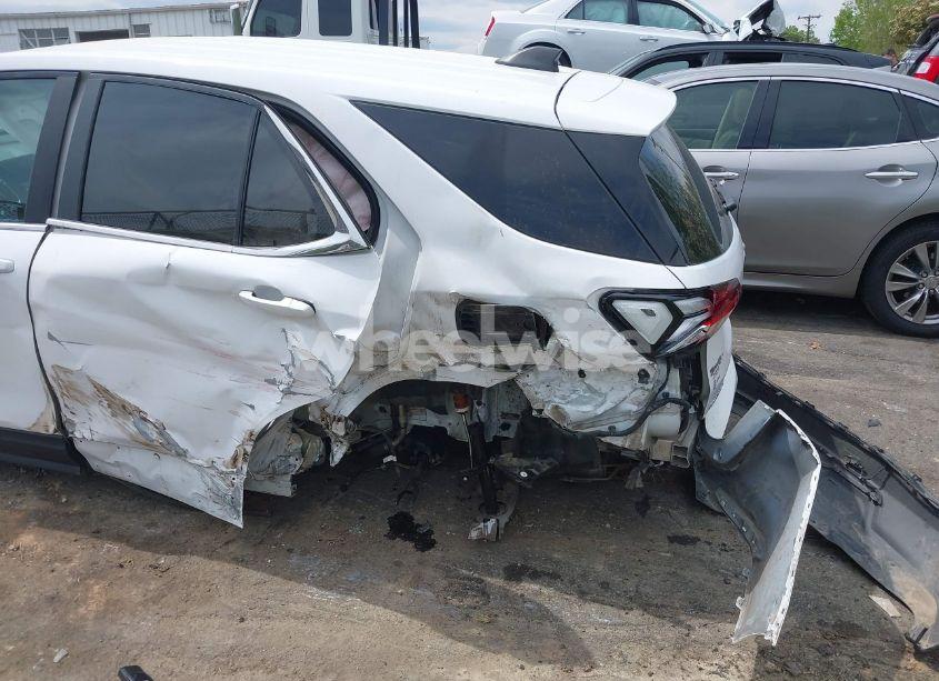 Photo 6 of 2022 Chevrolet Equinox FWD 2FL (VIN 3GNAXJEV9NL132136)