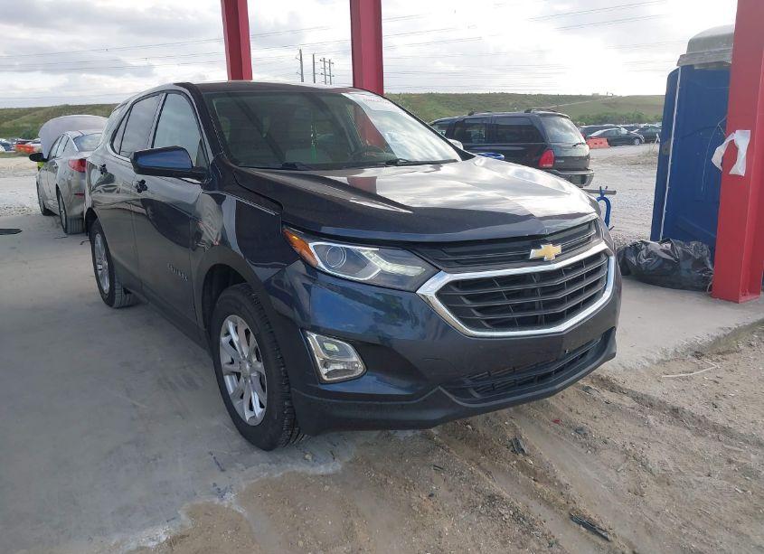2018 Chevrolet Equinox LT (VIN 3GNAXJEVXJL117073) main photo