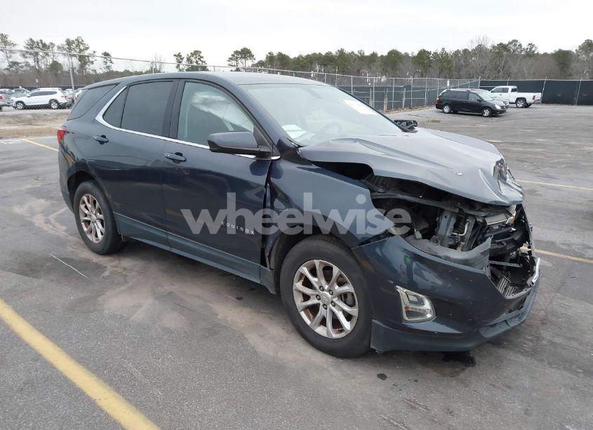 2018 Chevrolet Equinox LT (VIN 3GNAXJEVXJL326488) main photo