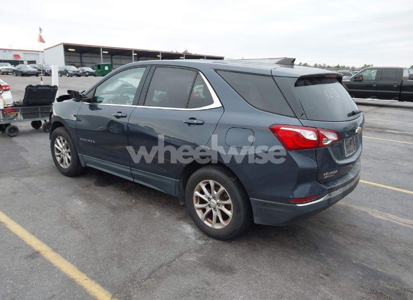 Photo 3 of 2018 Chevrolet Equinox LT (VIN 3GNAXJEVXJL326488)