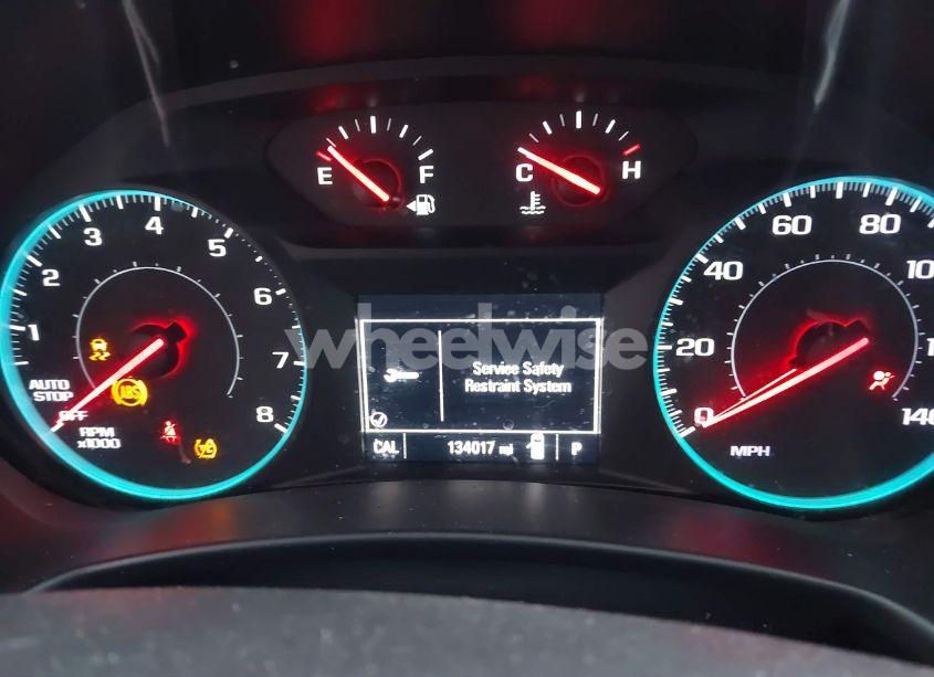 Photo 7 of 2018 Chevrolet Equinox LT (VIN 3GNAXJEVXJL326488)