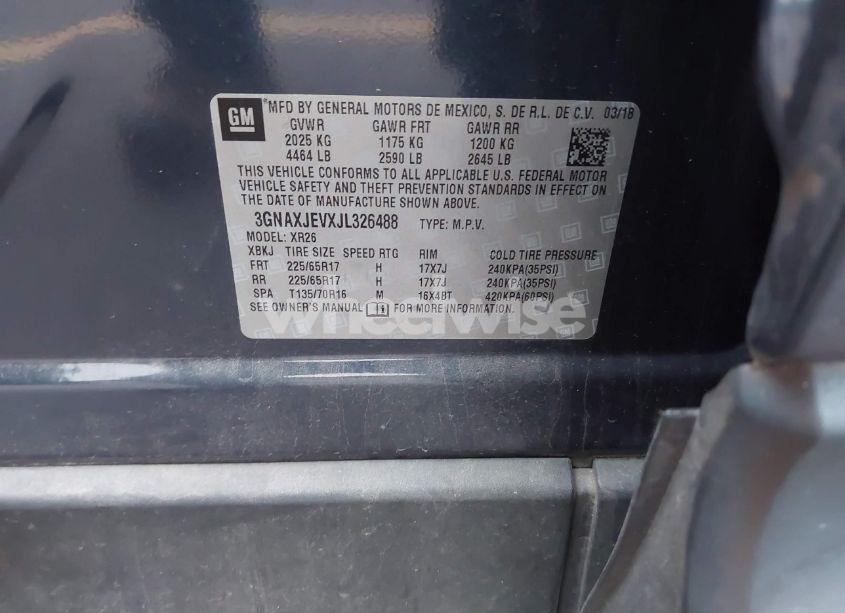 Photo 9 of 2018 Chevrolet Equinox LT (VIN 3GNAXJEVXJL326488)