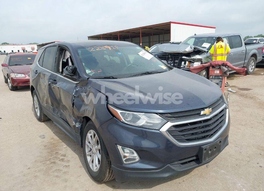 2018 Chevrolet Equinox LT (VIN 3GNAXJEVXJL364660) main photo