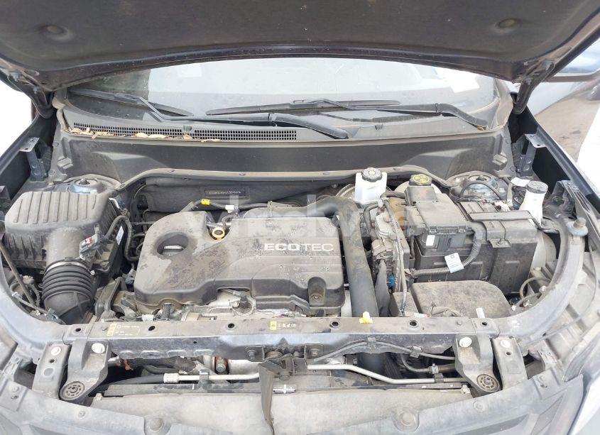 Photo 10 of 2018 Chevrolet Equinox LT (VIN 3GNAXJEVXJL364660)