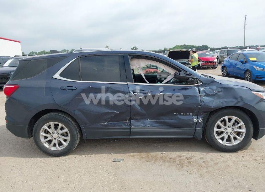 Photo 13 of 2018 Chevrolet Equinox LT (VIN 3GNAXJEVXJL364660)