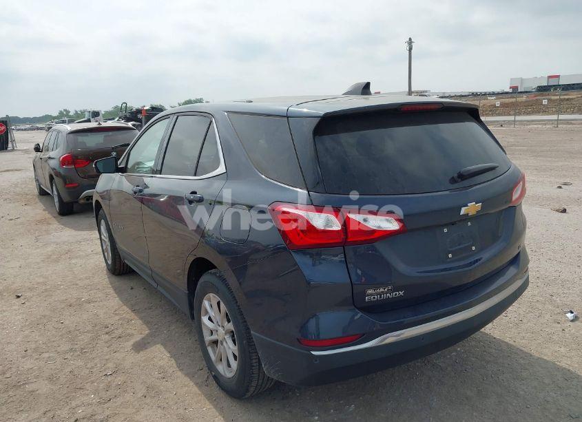 Photo 3 of 2018 Chevrolet Equinox LT (VIN 3GNAXJEVXJL364660)