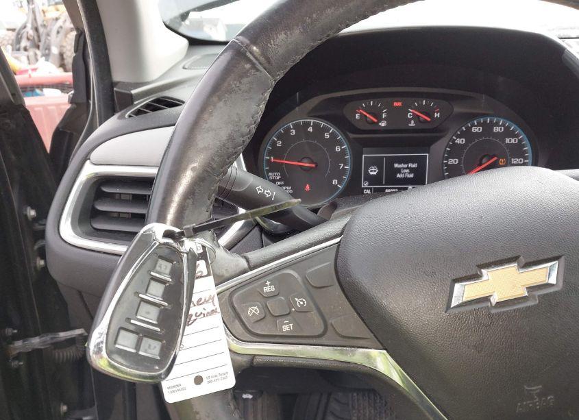 Photo 11 of 2018 Chevrolet Equinox LT (VIN 3GNAXJEVXJS502980)