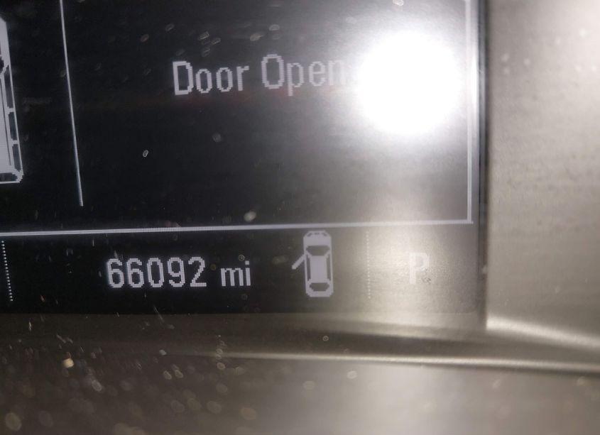 Photo 16 of 2018 Chevrolet Equinox LT (VIN 3GNAXJEVXJS502980)