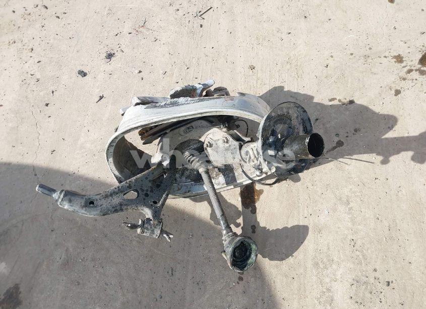 Photo 12 of 2018 Chevrolet Equinox LT (VIN 3GNAXJEVXJS573953)