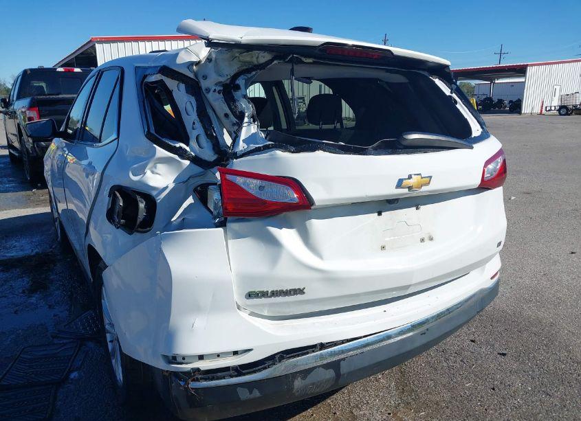 Photo 6 of 2018 Chevrolet Equinox LT (VIN 3GNAXJEVXJS574567)