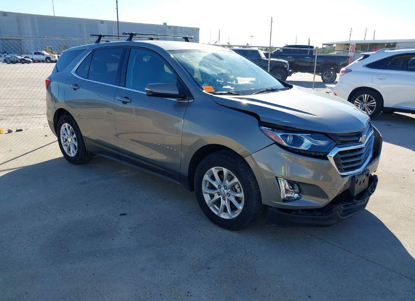 2018 Chevrolet Equinox LT (VIN 3GNAXJEVXJS579607) main photo