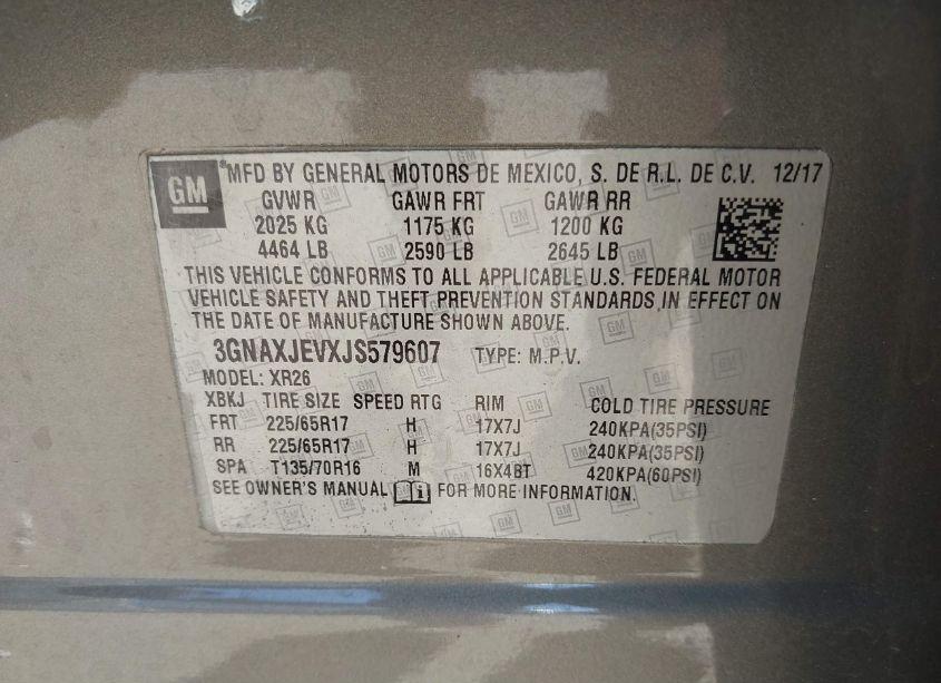 Photo 9 of 2018 Chevrolet Equinox LT (VIN 3GNAXJEVXJS579607)