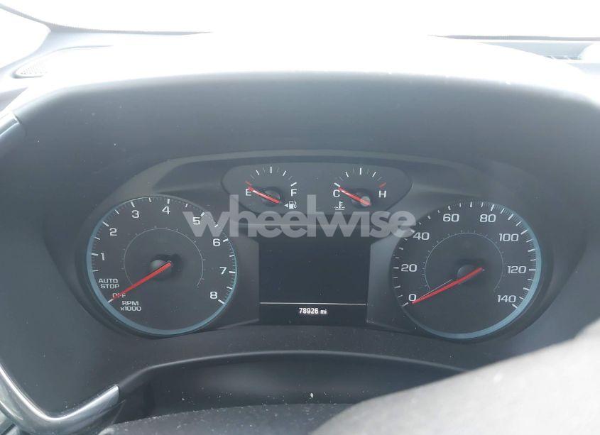 Photo 7 of 2018 Chevrolet Equinox LT (VIN 3GNAXJEVXJS614100)