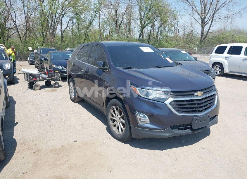 2018 Chevrolet Equinox LT (VIN 3GNAXJEVXJS629129) main photo