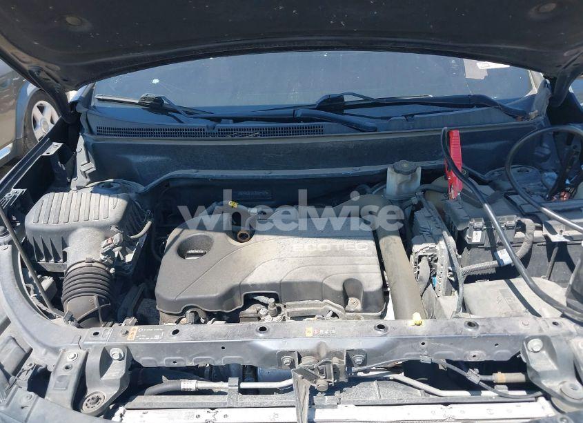 Photo 10 of 2018 Chevrolet Equinox LT (VIN 3GNAXJEVXJS629129)