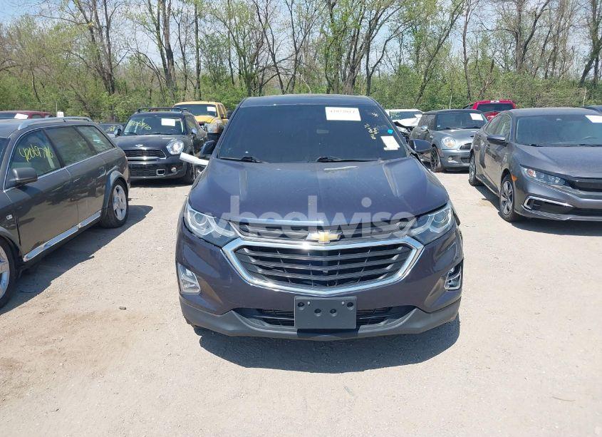 Photo 12 of 2018 Chevrolet Equinox LT (VIN 3GNAXJEVXJS629129)